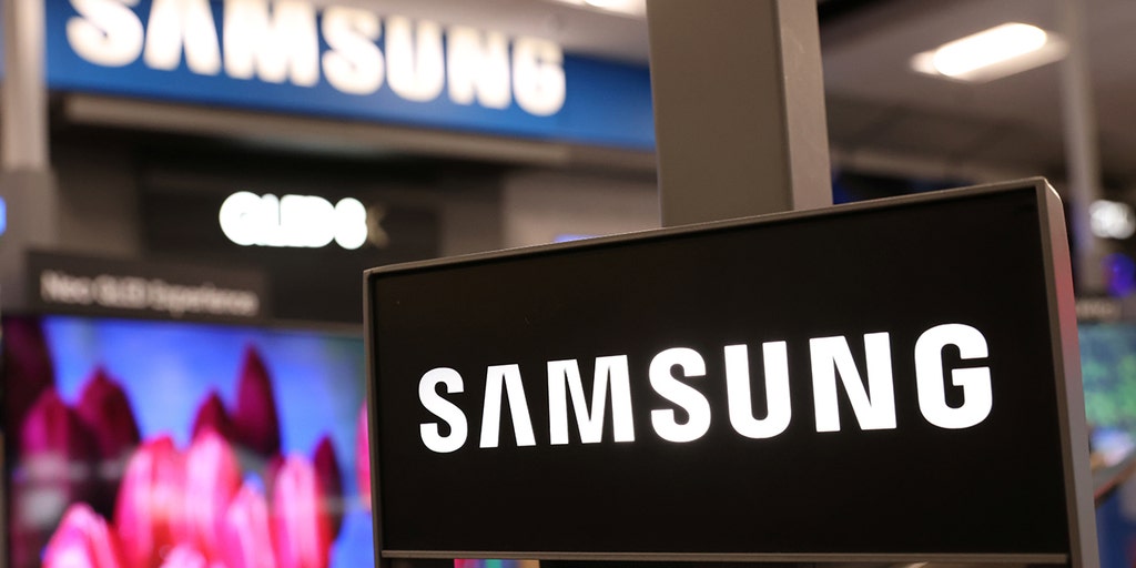 Samsung's profit sinks to 8-year low on slowing demand - Vimarsana News