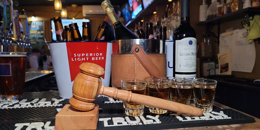 DC bar offers $218 'Speaker of the Pub' special amid McCarthy standoff - Vimarsana News