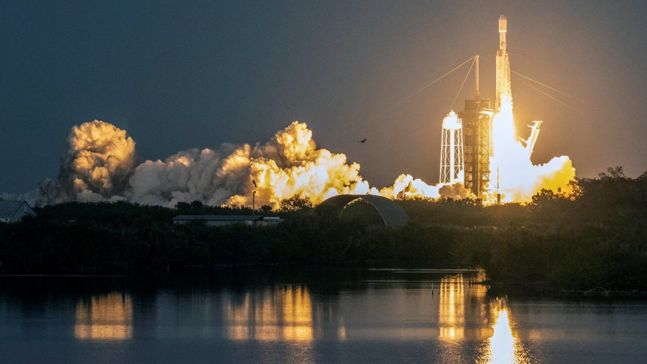 SpaceX Falcon Heavy launch