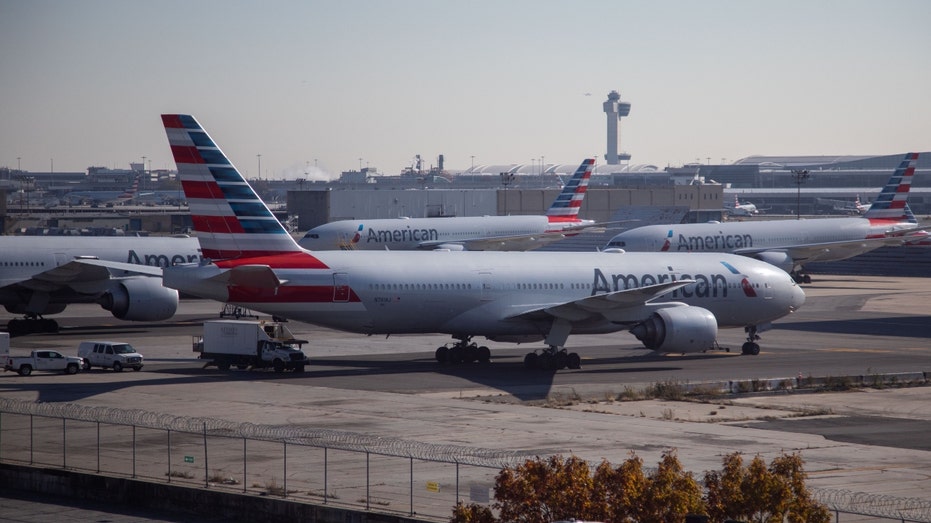 American Airlines airplanes