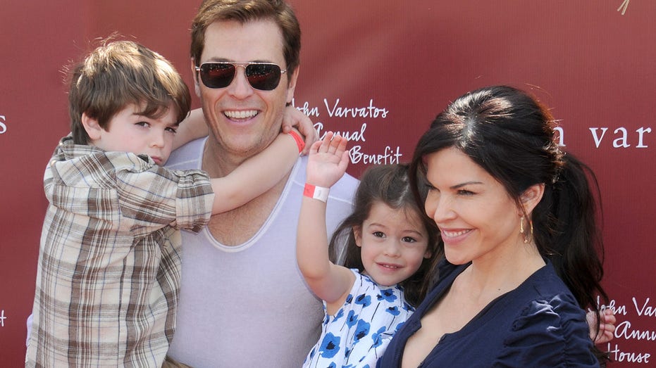 Lauren Sanchez with her kids