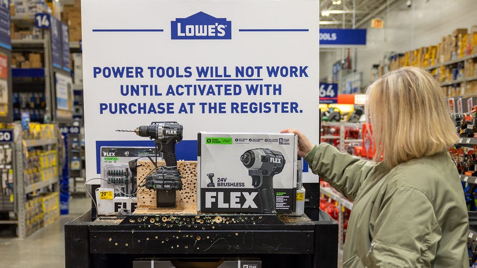 Lowe's Project Unlock