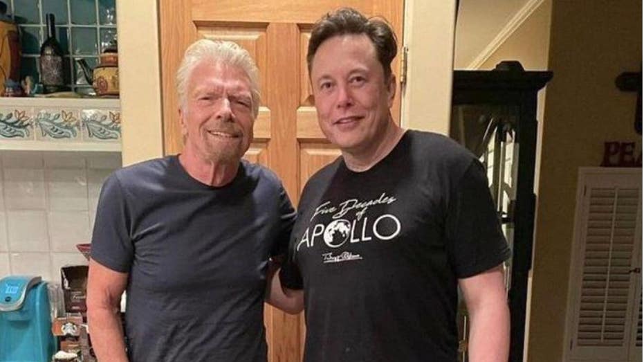 Richard Branson says Elon Musk surprised him in his kitchen at 2 a.m. last year before spaceflight