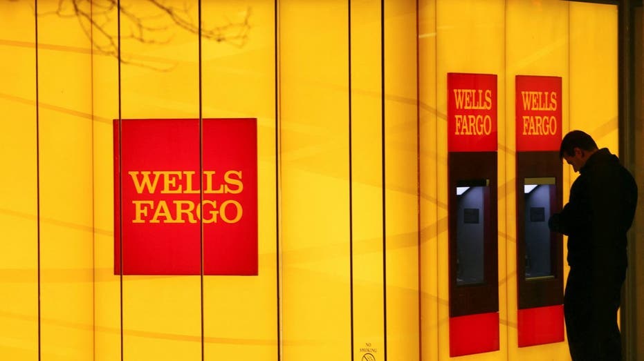 Man using wells fargo atm