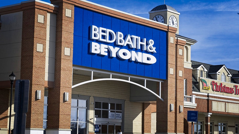 Bed Bath & Beyond store