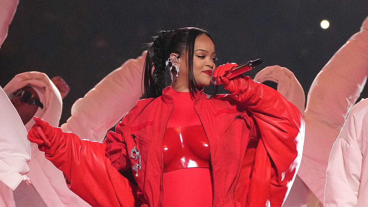 Why Rihanna did not get paid for her Super Bowl performance | Fox Business
