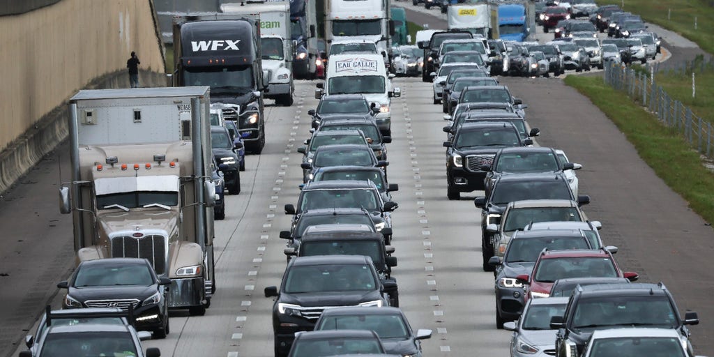 Ban electric vehicles from evacuation routes? Florida Republican concerned about cars running out of charge - Vimarsana News