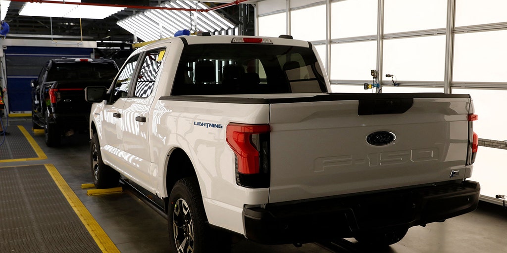 ford lightning battery manufacturer