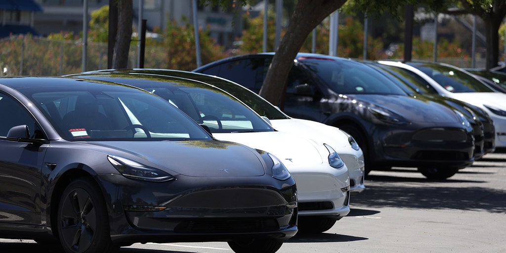 Tesla trounced Toyota with California's two best-selling cars in 2022 - Vimarsana News