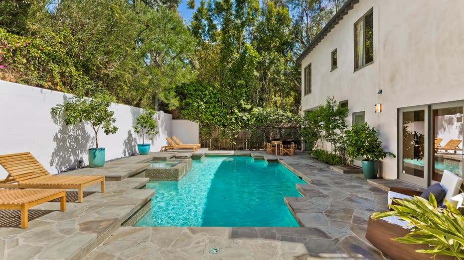 Bob Saget's house's pool