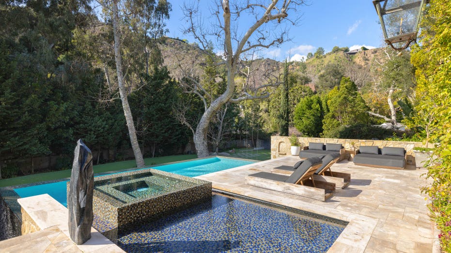 Jennifer Lopez eight-acre Bel Air estate for sale $42.5 million