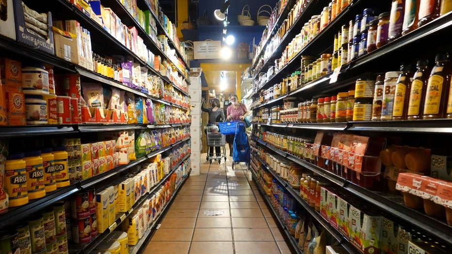 New York City supermarket shoppers