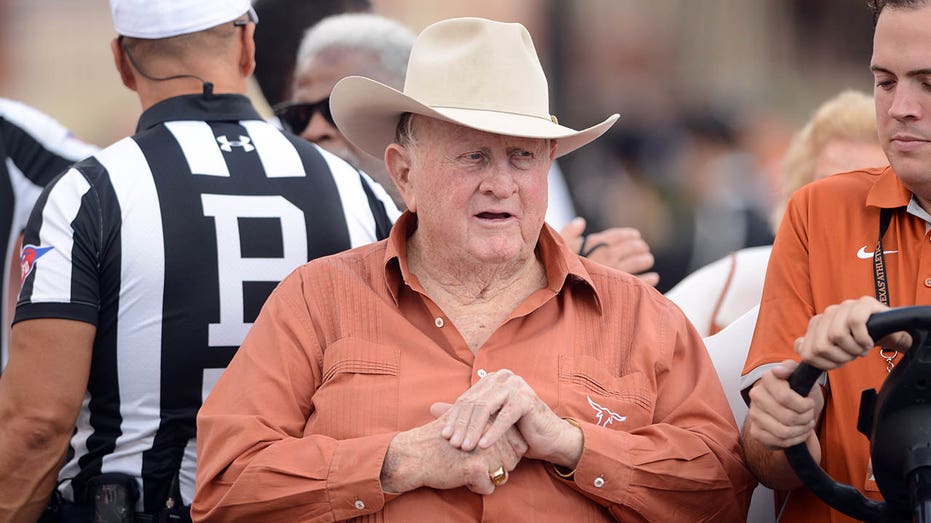 Red McCombs in Texas