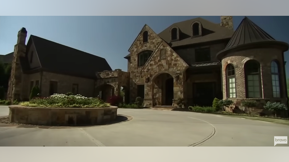 Kim Zolciak's brick mansion with long driveway