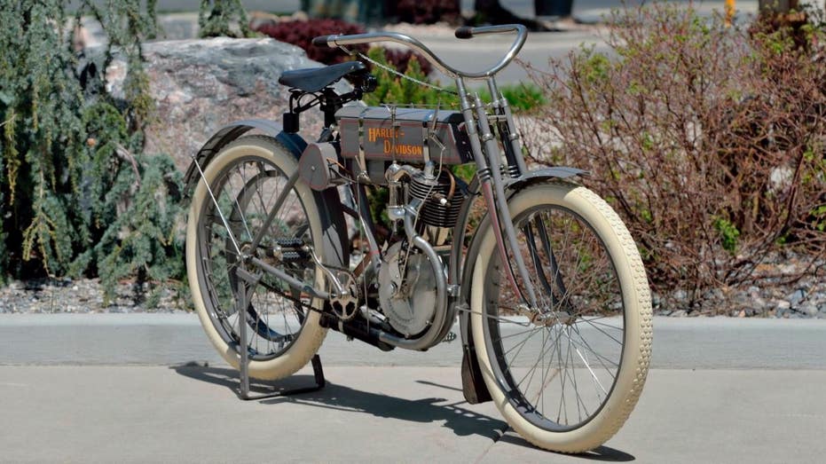 1908 Harley-Davidson Strap Tank motorcycle