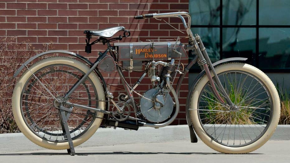 1908 Harley-Davidson Strap Tank motorcycle