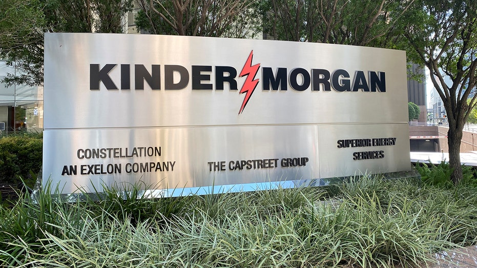 Kinder Morgan sign