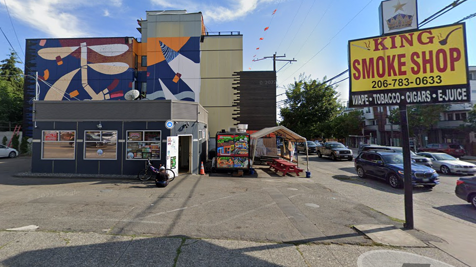 Seattle smoke shop