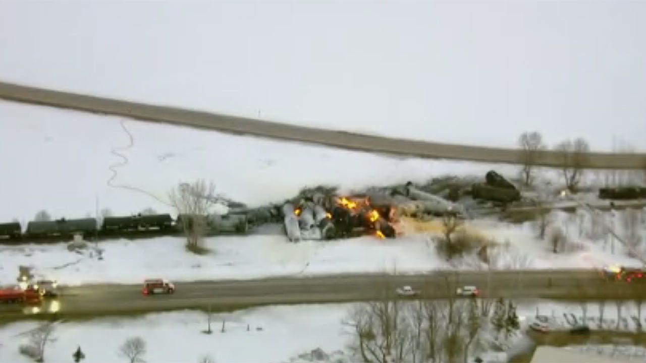 BNSF train carrying ethanol in Minnesota derails and catches fire, forcing evacuations in small town BNSF train carrying ethanol in Minnesota derails and catches fire, forcing evacuations in small town