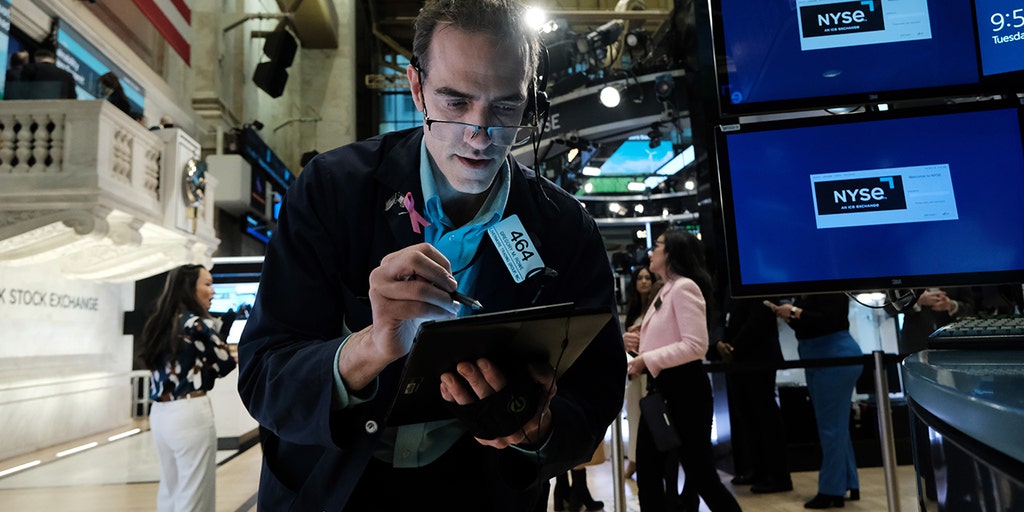 Economist makes serious prediction about stock selloff - Vimarsana News