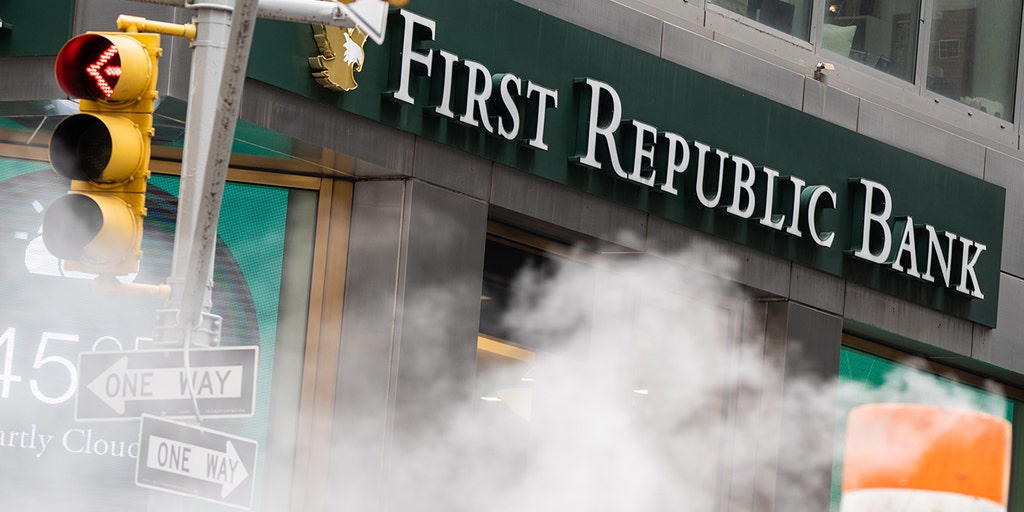 First Republic Bank is not currently looking for a buyer - Vimarsana News