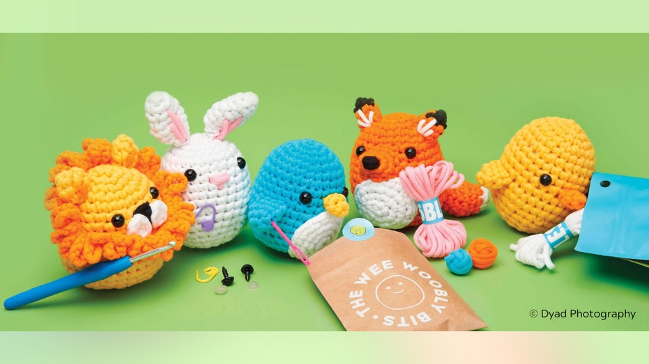 Rabbit crochet lion penguin fox yarn