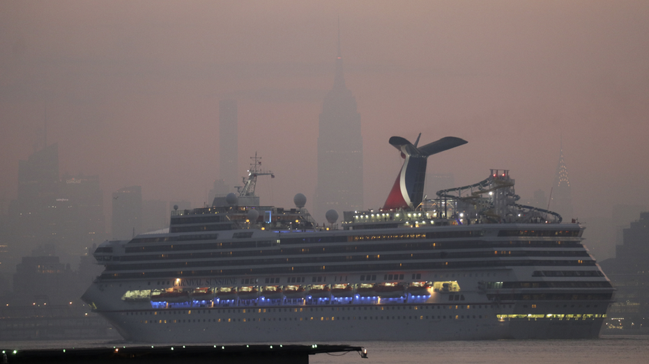 Carnival Sunshine cruise ship sails in New York City