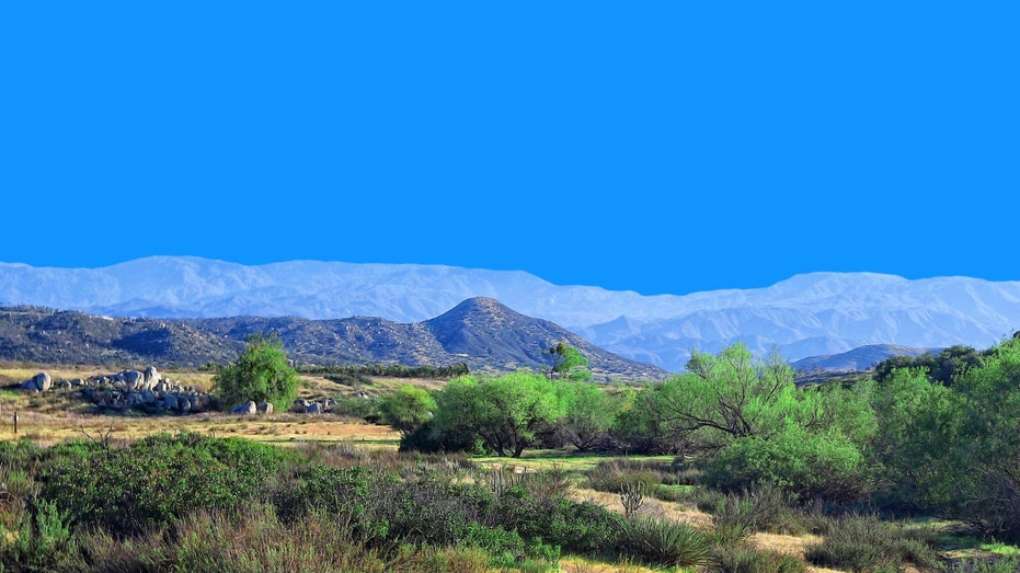 A panormaic view of Sage, California