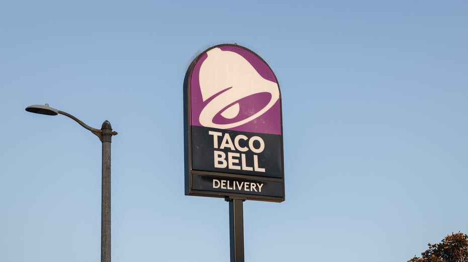 Taco Bell exteriors