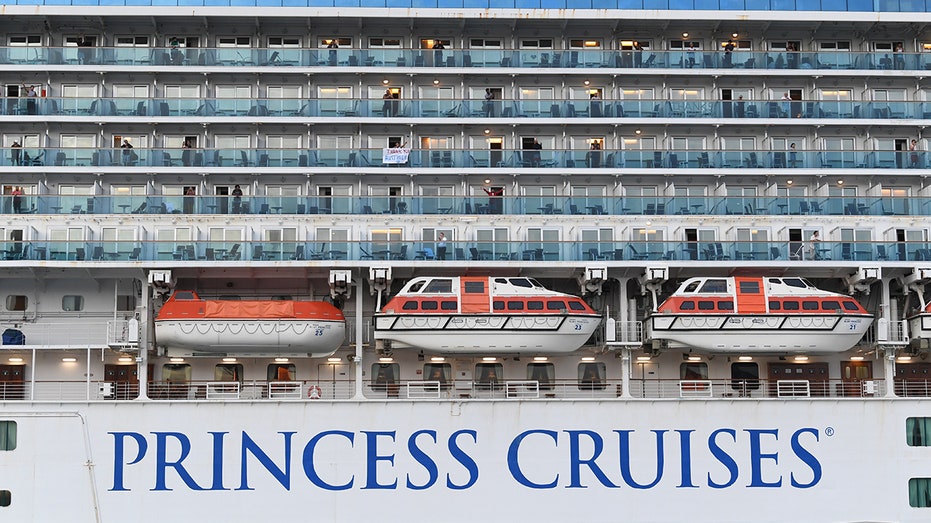 Ruby Princess cruise ship