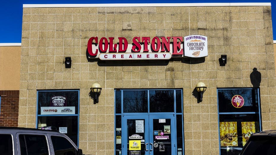 Cold Stone Creamery store exterior