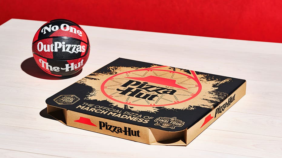 A Pizza Hut box