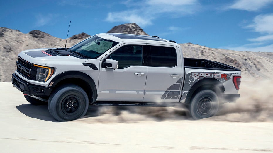 ford raptor r