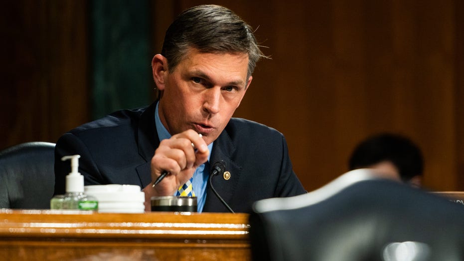 Senator Martin Heinrich (D-NM)
