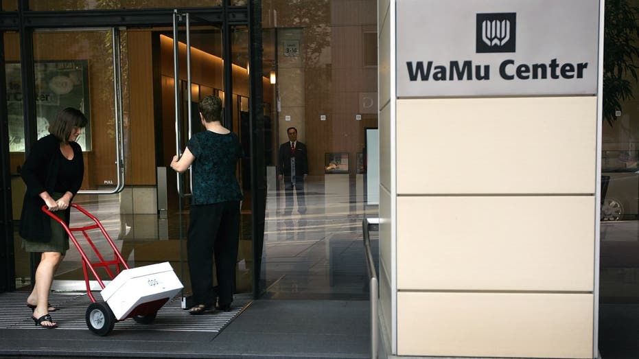 Exterior of WaMu bank