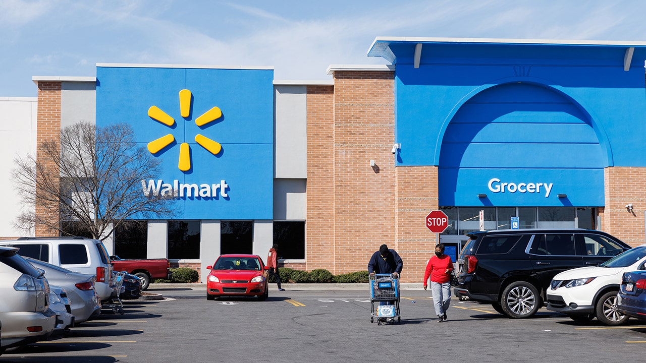 Thanksgiving Hours Fox Business   Walmart 