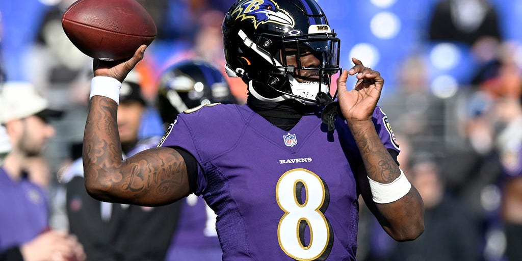 Ravens' Lamar Jackson becomes NFL's highest-paid player after historic  contract extension | Fox Business