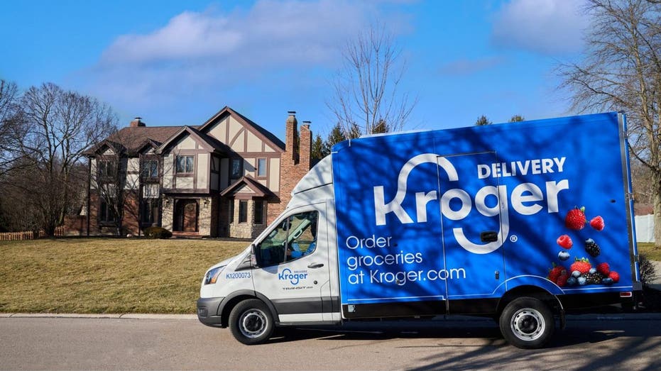 Kroger delivery van