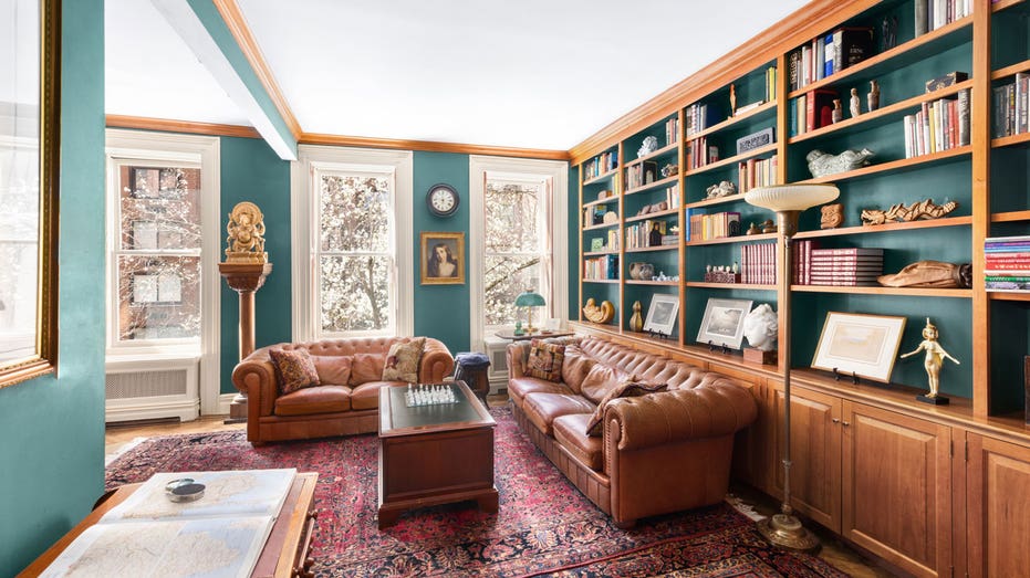 seating area in NYC townhome