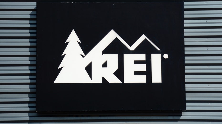 Photo of REI logo