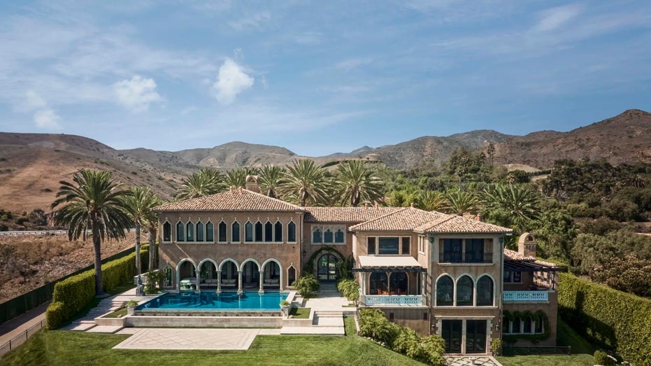 Back view of Cher's mansion