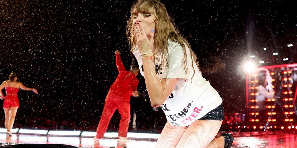 Massachusetts lawmakers introduce 'Taylor Swift Bill' to require transparent ticket pricing following debacle - Vimarsana News