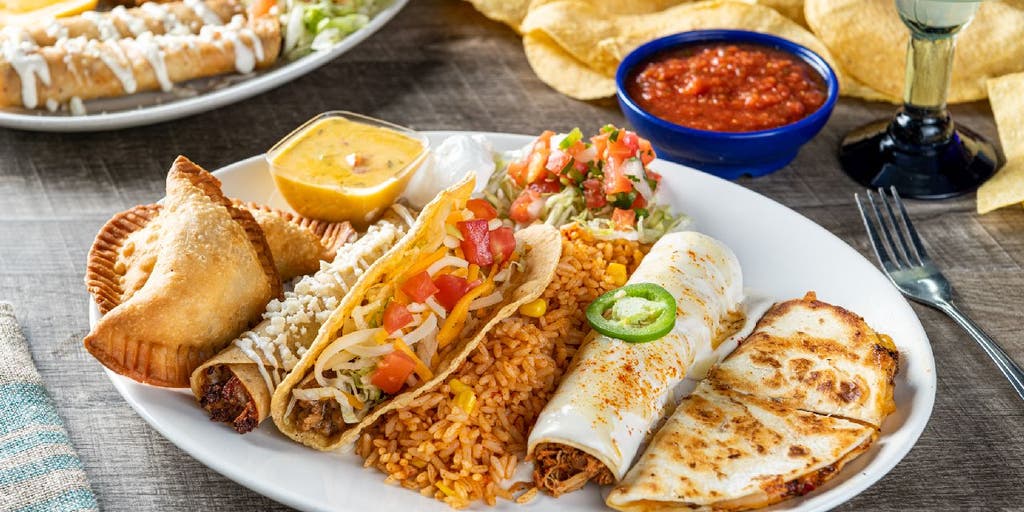 Cinco de Mayo 2023: Restaurant freebies and deals you can redeem this weekend - Vimarsana News