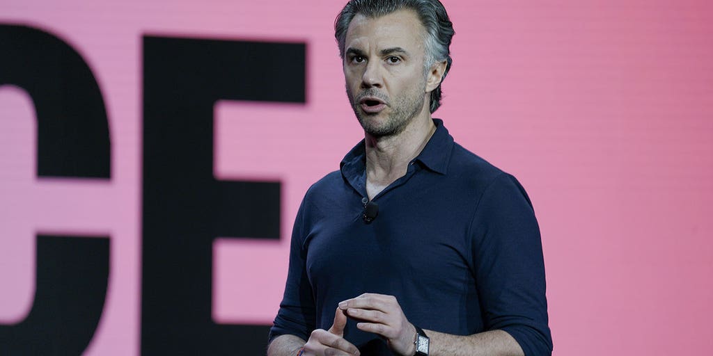 Verizon Chief Marketing Officer Diego Scotti stepping down after eight years - Vimarsana News
