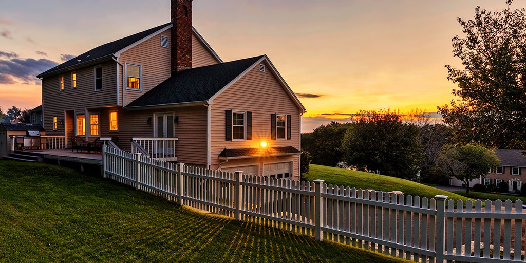 Empty nesters now own twice as many large homes as millennials with kids as families are edged out - Vimarsana News