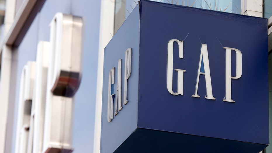 Gap logo