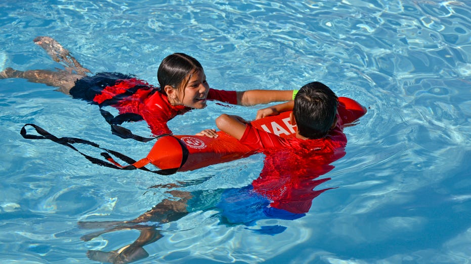 Children swimming 