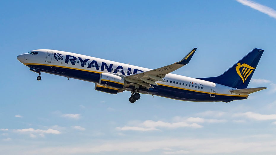 Ryanair Boeing 737-800 aircraft