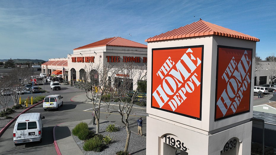 Home Depot violated employee rights in firing over 'BLM' on apron: labor  board