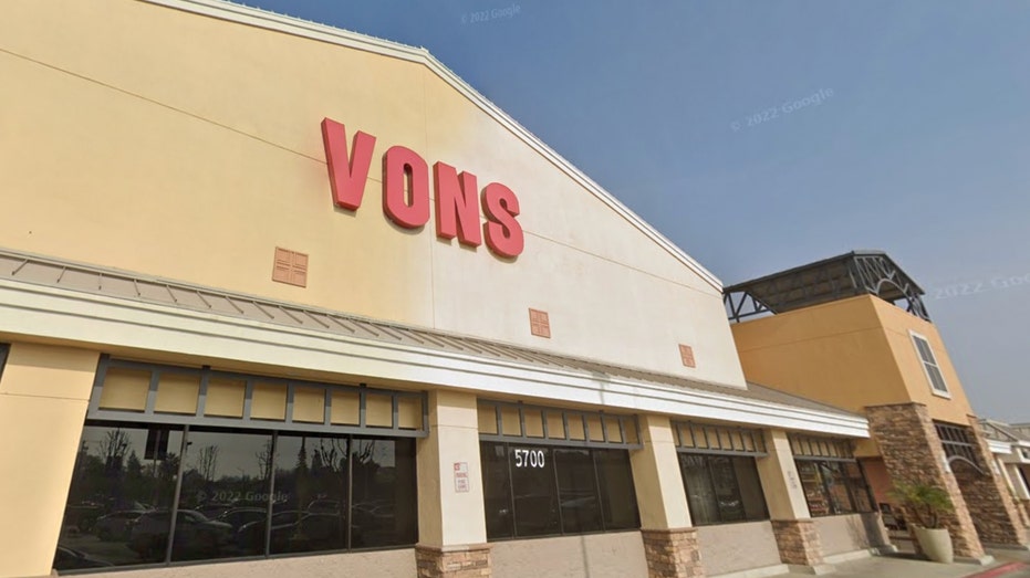 Vons store in Bakersfield